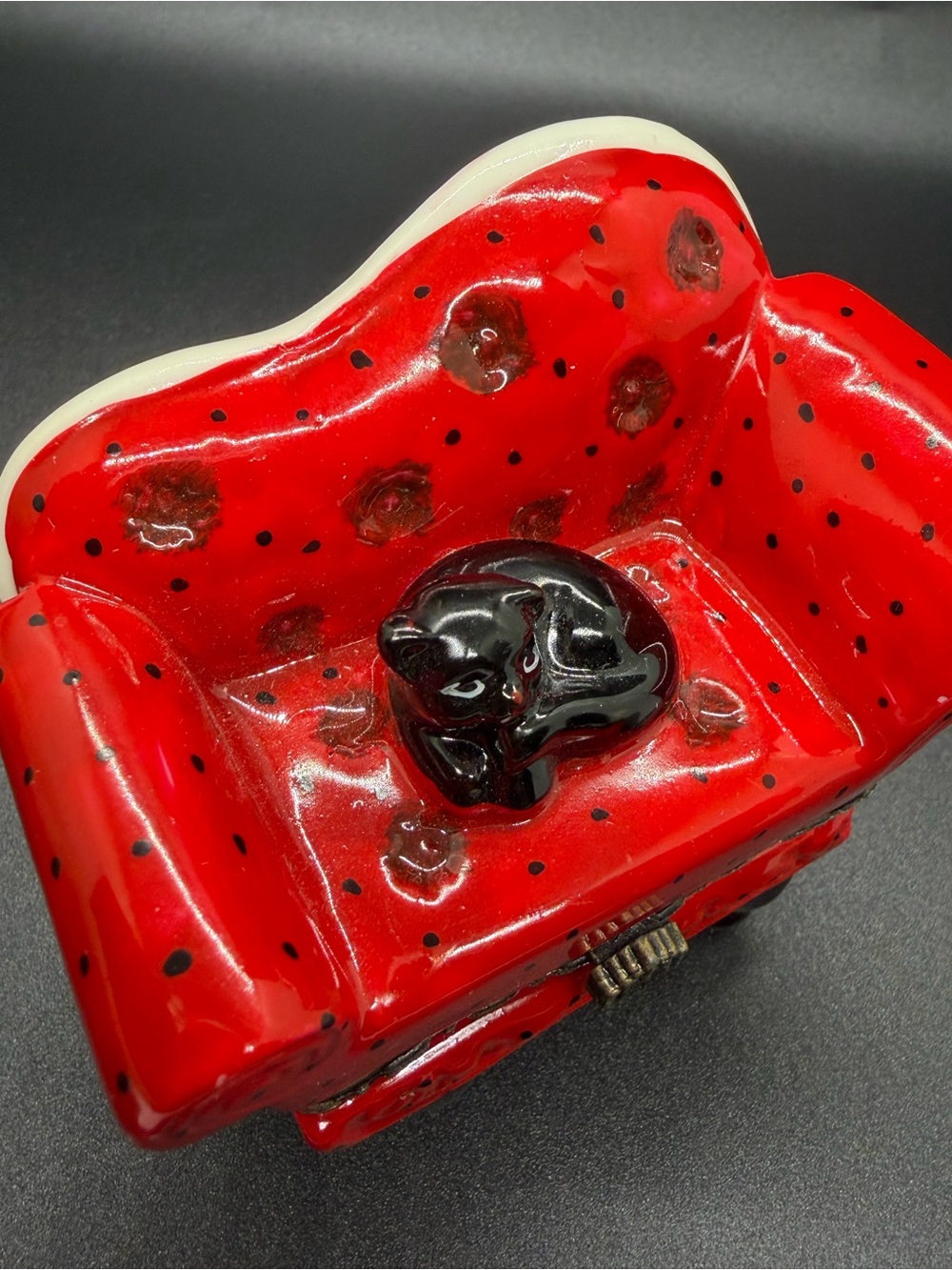 Ceramic Black Cat On Couch Trinket Box With White Cat Trinket - Picture 3 of 8